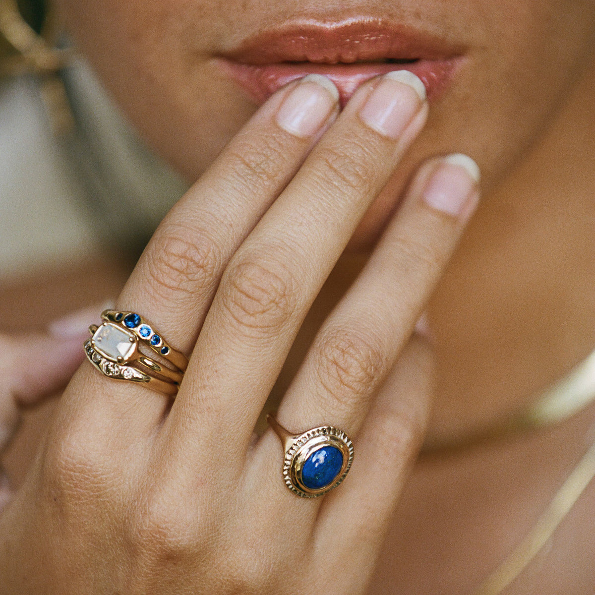 Eros Sapphire Band | Gold