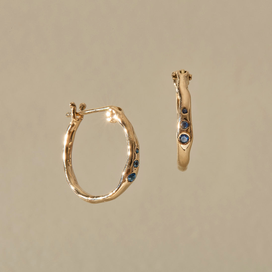 Vida Sapphire Hoops | Gold