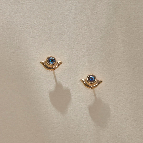 Vida Sapphire Studs | Gold