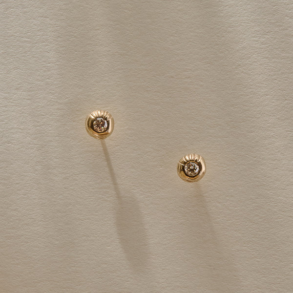 Temple Champagne Diamond Studs | Gold