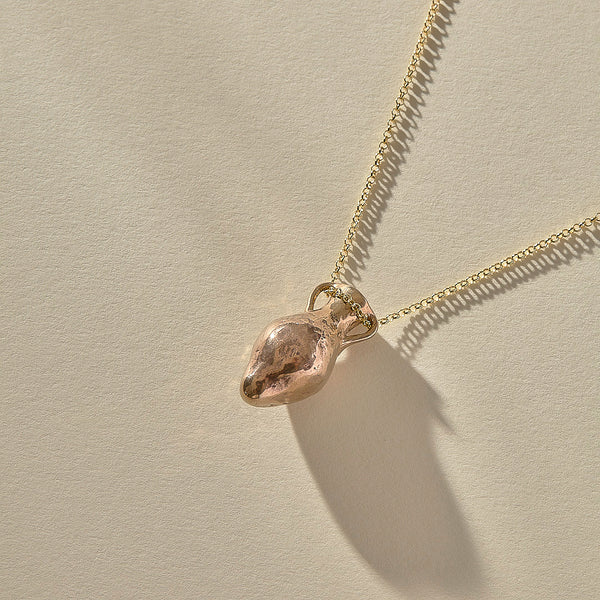 Amphora Necklace | Bronze