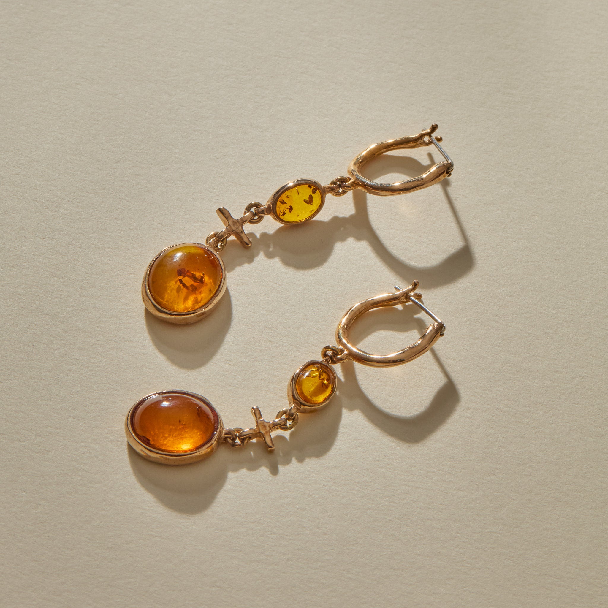 Jūratė Amber Chandeliers Earrings | Gold