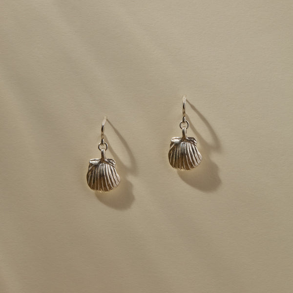 Elysian Shell Hoops | Silver