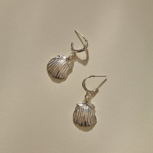Elysian Shell Hoops | Silver