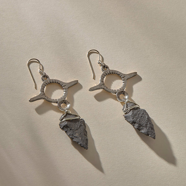 Earth Arrowhead Earrings | Bronze