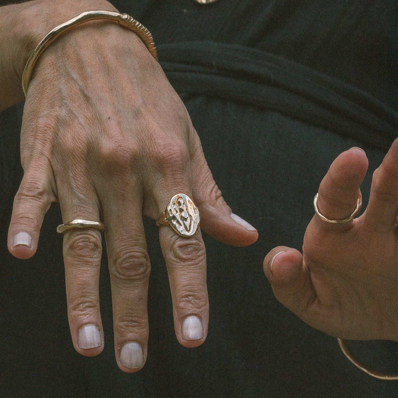 The Venus Signet Ring - Catori Life